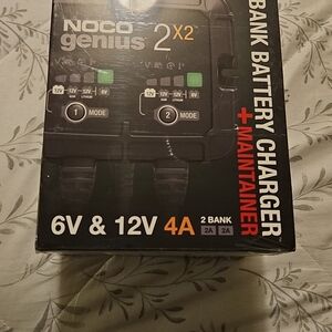Genius 2X2 Black Battery Charger and Maintainer
